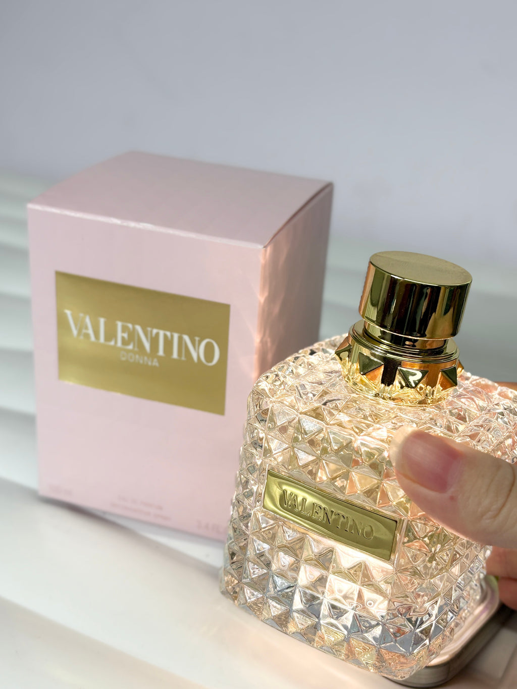 VALENTINO "GONNA"
